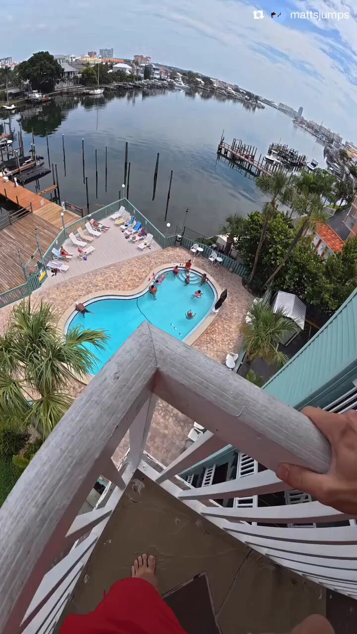 And this is why women live longer than men. https://t.co/WgsFJtVFR7