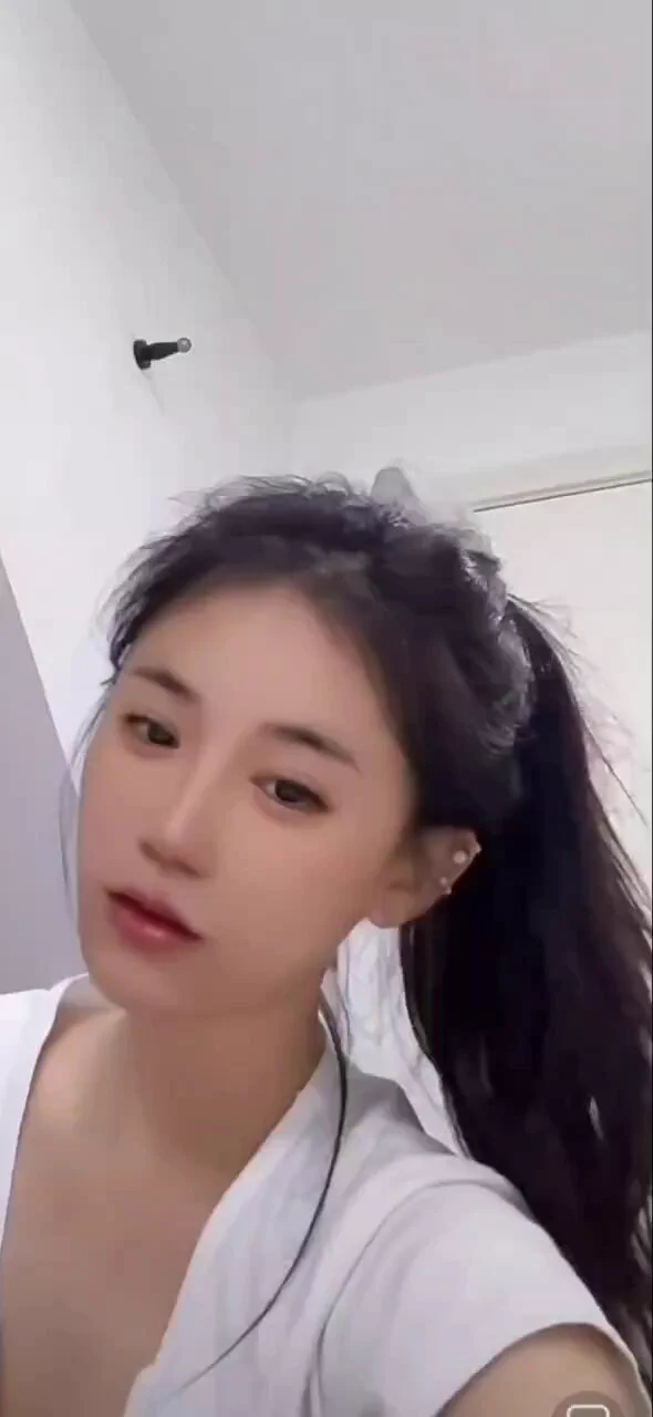 年纪轻轻奶头就已经黑了 https://t.co/pBJyA3mJoU