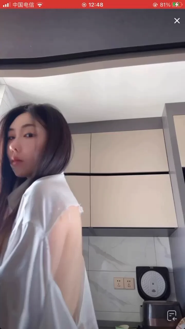 恨不得在抖音全裸了吧 https://t.co/7fCMNoBnHS
