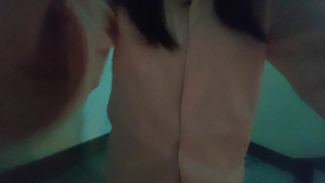 每次在楼道里露出我都在想被哪个邻居发现。然后威胁我成为他的性奴。哈哈哈。这个想法是不是很下贱？
@xyberdolls 
@xybereum 
@xyberlabs https://t.co/Zvt6D6oKke