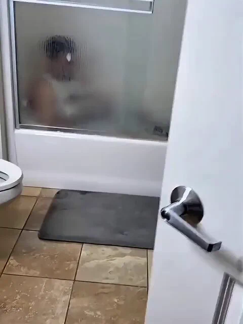 Just let us have our bubble bath https://t.co/RHovku2ApQ