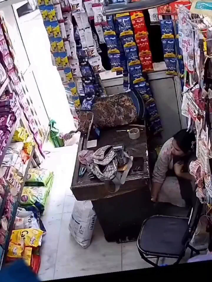 Playing hide and seek with a special friend https://t.co/TvRr7WULnk