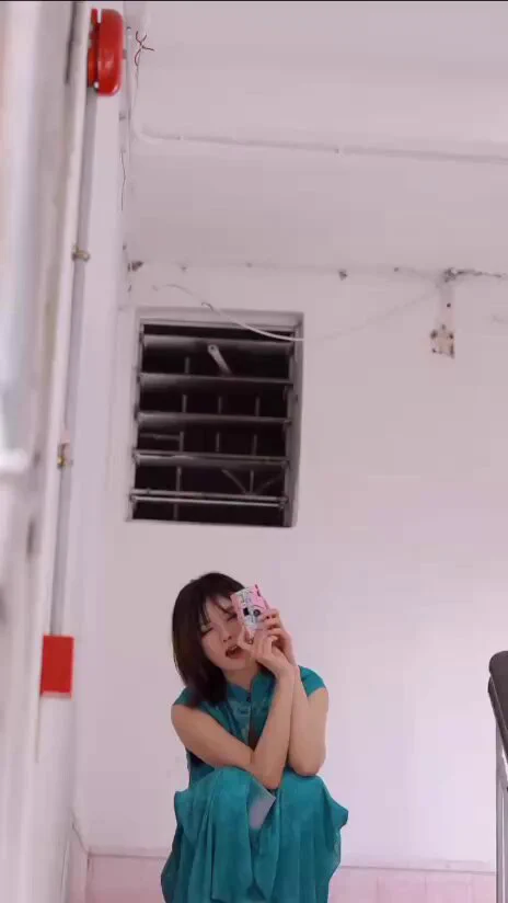 得闲饮茶，得闲拍照 https://t.co/28HyT7c2VR