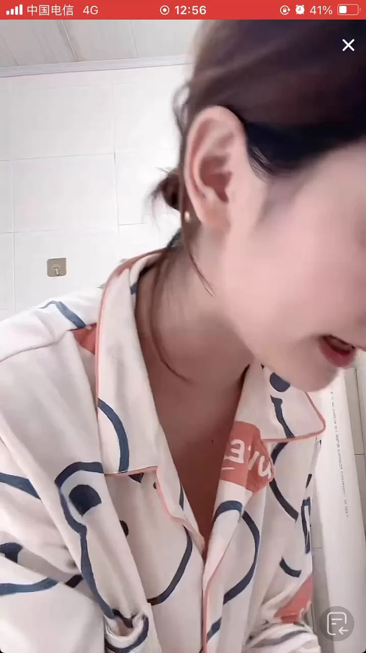 乳晕好大😍 https://t.co/EycHb1Nhhc