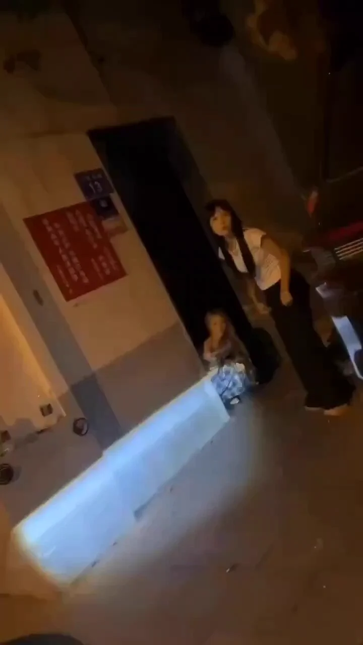 年纪轻轻才两张，性价比🐮 https://t.co/315rCg1bTx