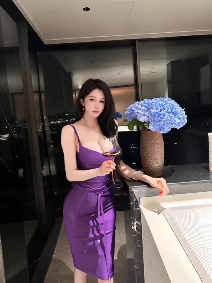 今日推荐🌟🌟🌟
🌸坐标：#深圳
🌸年龄：02
🌸身高：170
🌸体重：96
🌸🐻：  D
性感御姐，身材凹凸有致，精致妆容，美丽在线，标准A4腰，雪白牛奶肌，可甜可盐细腻大长腿

Q🐧：1950043544
V🛰️：comeon979797

💖门槛88r开路（加我备注口令）💖
⚡已过多位博主推荐，放心下单⚡
https://t.co/G6IYiYrPmB https://t.co/ZtpbuIT0dt