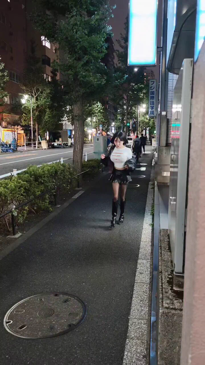 Your asian girlfriend 😌😌😌 https://t.co/yEZcOLAEIF