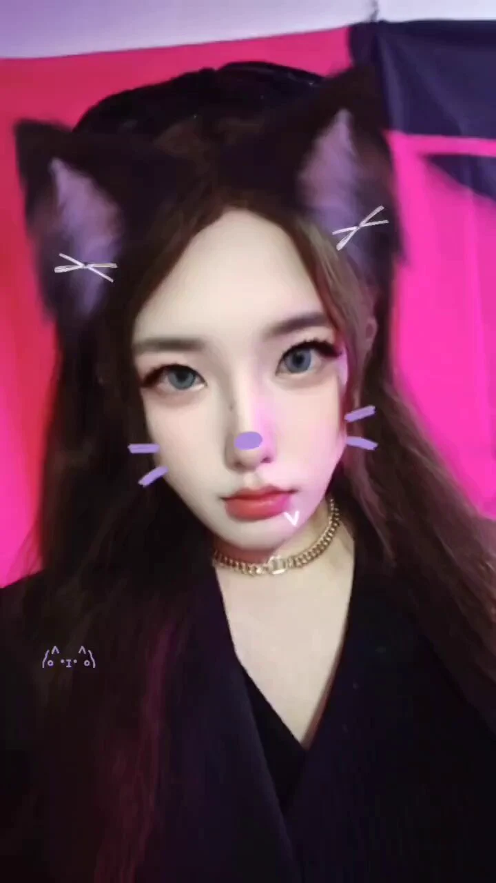 最近的状态就是不想搞涩涩，不想加人，不想聊天。现在连推也都懒得打开，满眼全是卖片卖淫的推文，看不到真实的人。太没意思了。 https://t.co/xCH9RN5U75