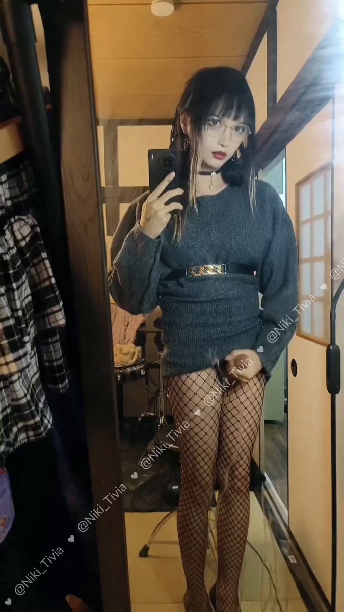 不许吐哦🥰
妈妈榨得浓精要每一滴都喝完哦
以前就是妈妈的精液喝少了你才长不大
@krsm1231 
#伪娘 #男の娘 #cd #东京 https://t.co/fwAiR29Uft