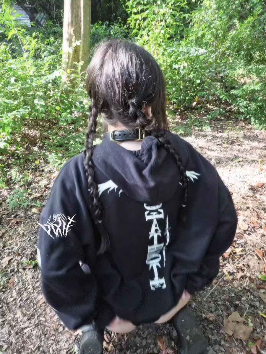 bully saw me giving myself a wedgie for my online bullies and made it worse ;^; https://t.co/LCoFKeWEZq