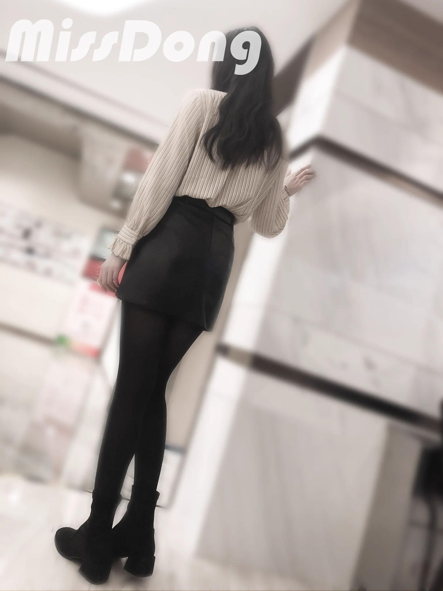 一组小皮裙 1 https://t.co/8VUcgSyeyh