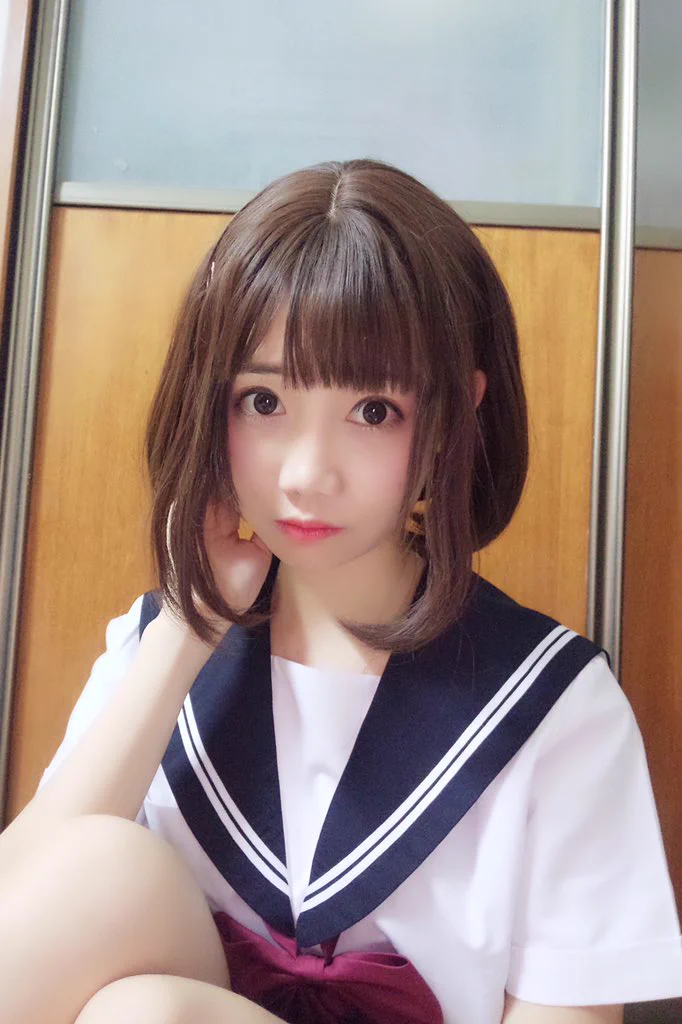 你的小可爱还有3秒就要生气了，还不快哄我一下 https://t.co/UO972I3tuB