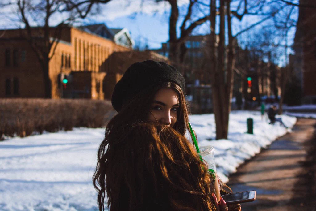 i always have starbucks in my hand https://t.co/eCHbIGt8IQ