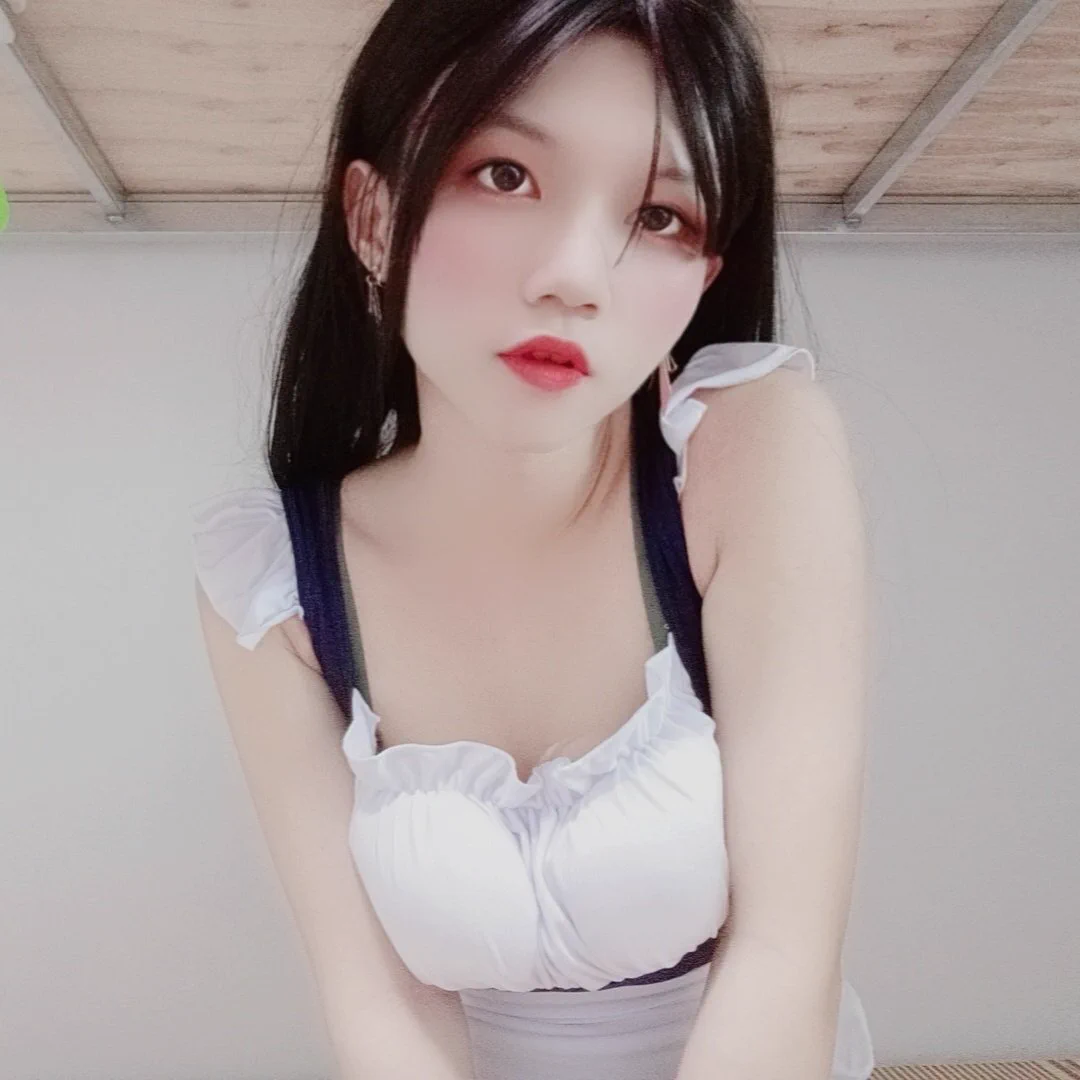 #新头像 https://t.co/iPrTBmK8xD
