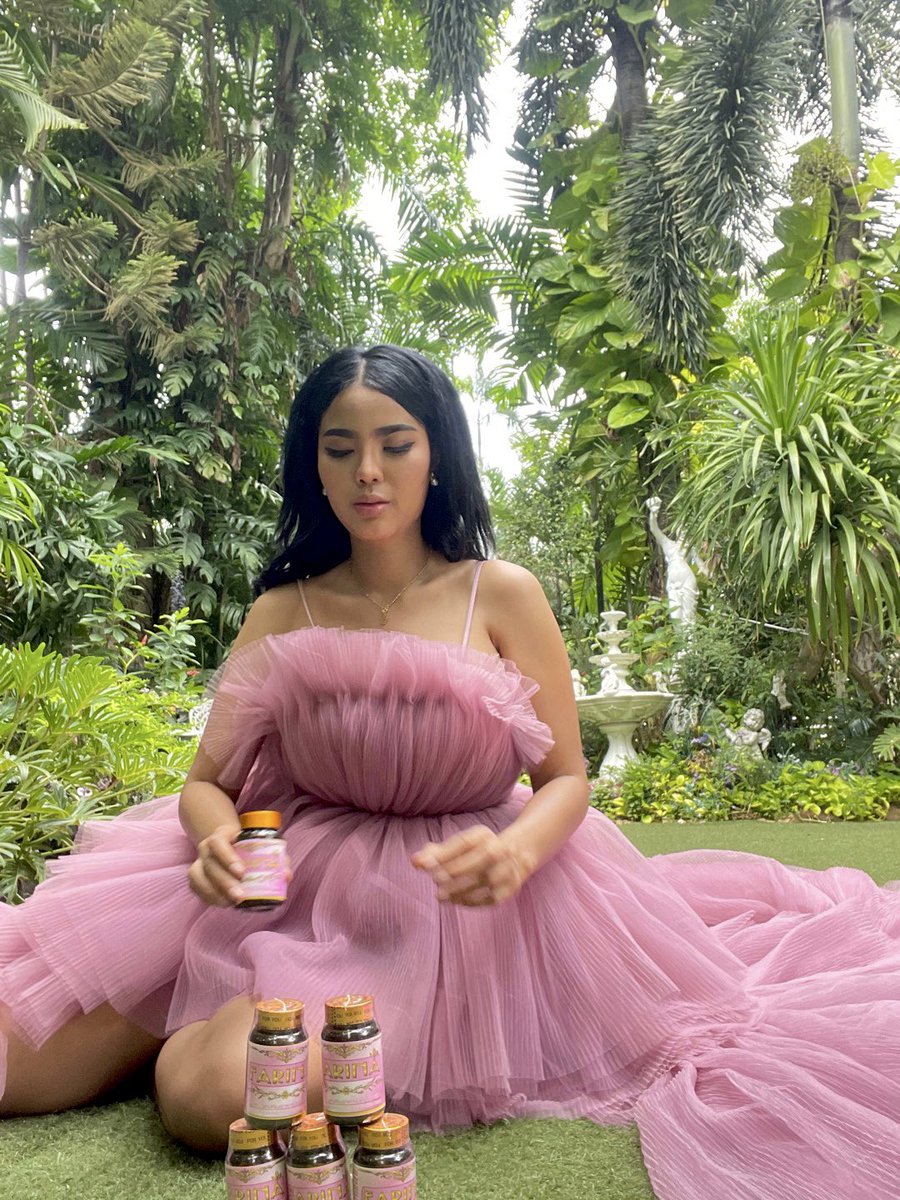 ทำงานบ้าง เดี๋ยวข้างบ้านสงสัย https://t.co/prOGUkbrsW