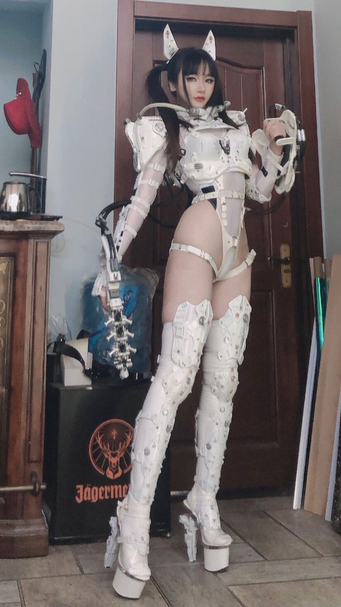 白いメカ猫娘🐱02 https://t.co/x1JGaNv6rb