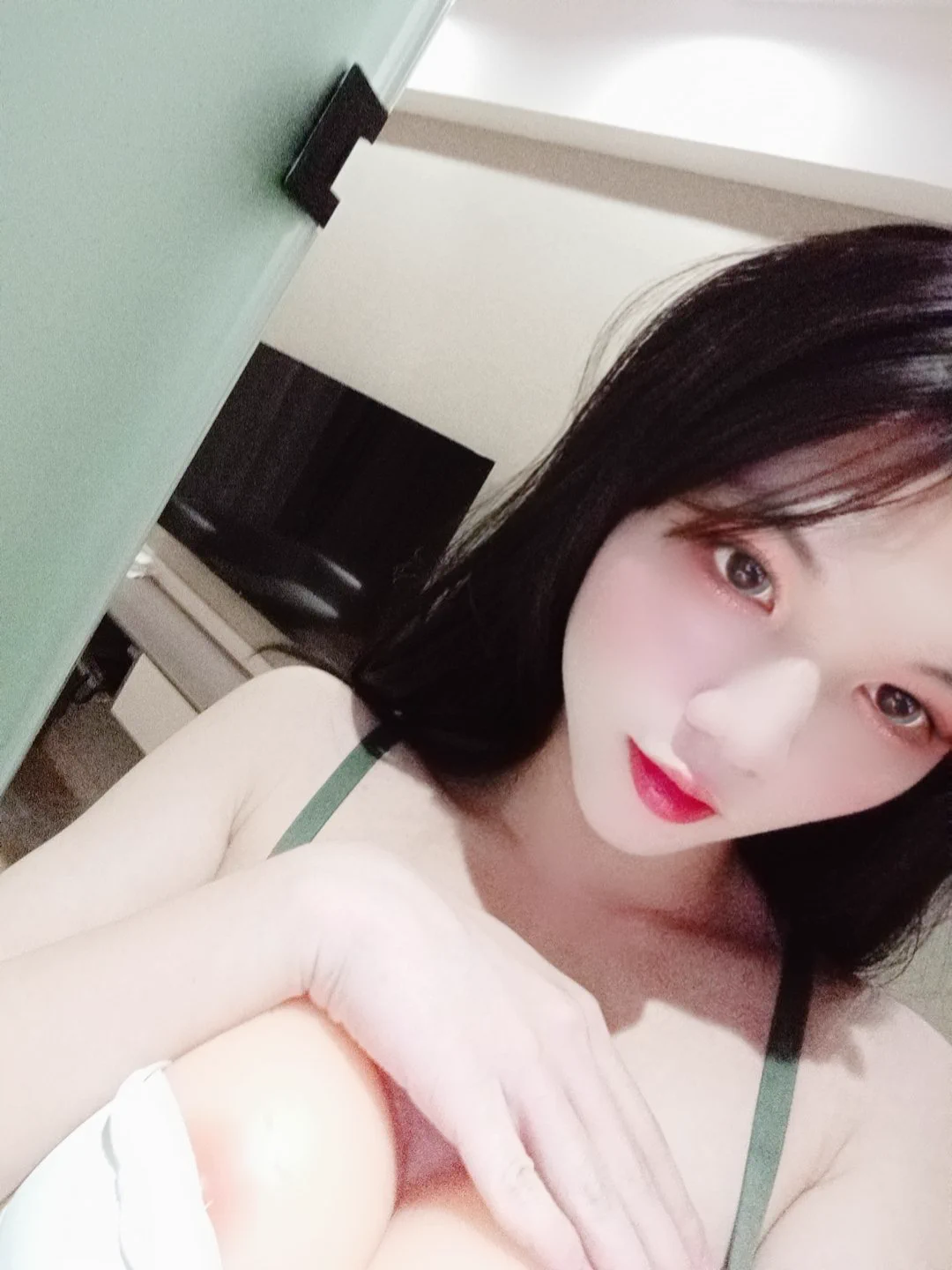 对比起来变化好大的说～ #伪娘 #女装子 #男の娘 #女装 #女装娘 #TSCD #大屌萌妹 #可爱的男孩子 #反差婊 #cd伪娘 #变装 #ladyboy #肉便器 #下贱 #骚 #淫荡 #淫贱 #sissy https://t.co/obG6Gcgn6k