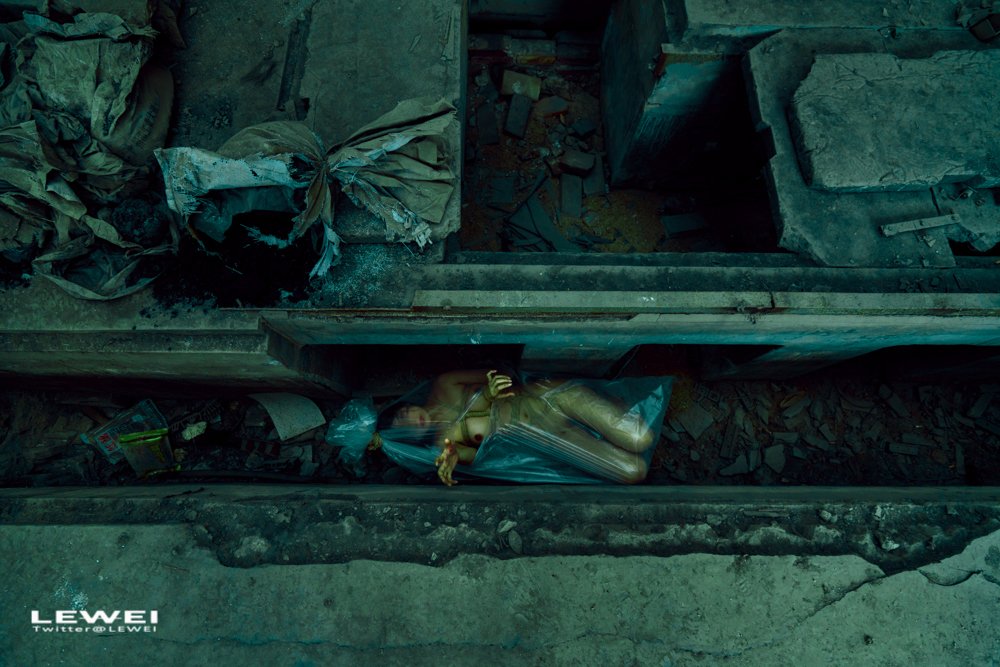 模特: 小金
 
#LEWEI #Bondage #广州约拍 #捆绑 #废墟 #BabyArt #ChinaArt #ChinaBondage 各类主题创作拍摄欢迎私我约拍～

 投稿：@Fengsiyuan
 @wqganenshi
@Naptography1 https://t.co/BXY1C6LMwu