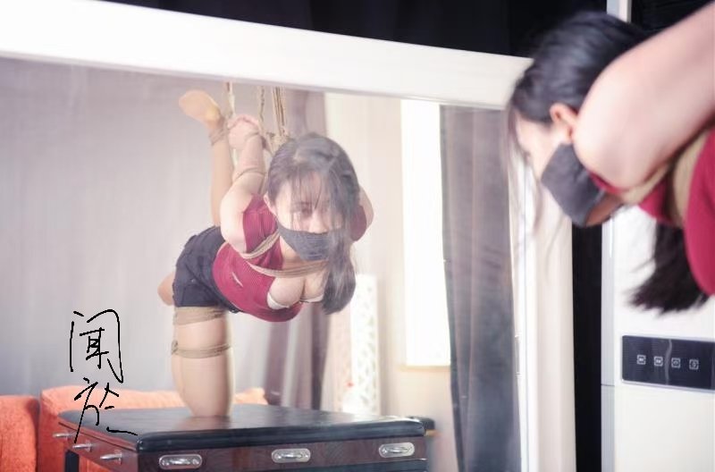 特别喜欢其他感官被剥夺后捆绑
#绳缚
#绳模 #约绳 https://t.co/gffCQCDxH5