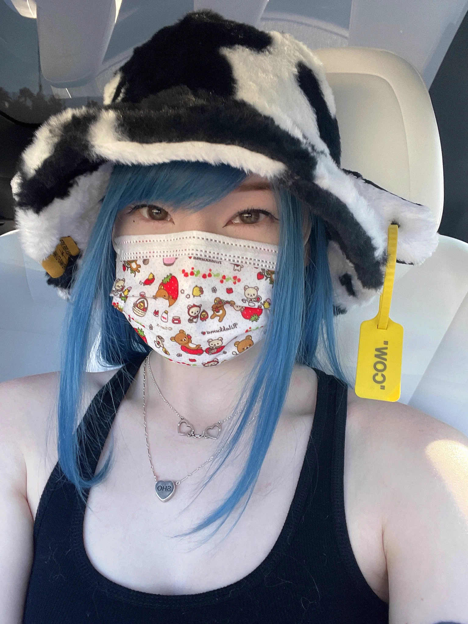 cow hat @Fuwafuwaus https://t.co/NyizNpeXOo