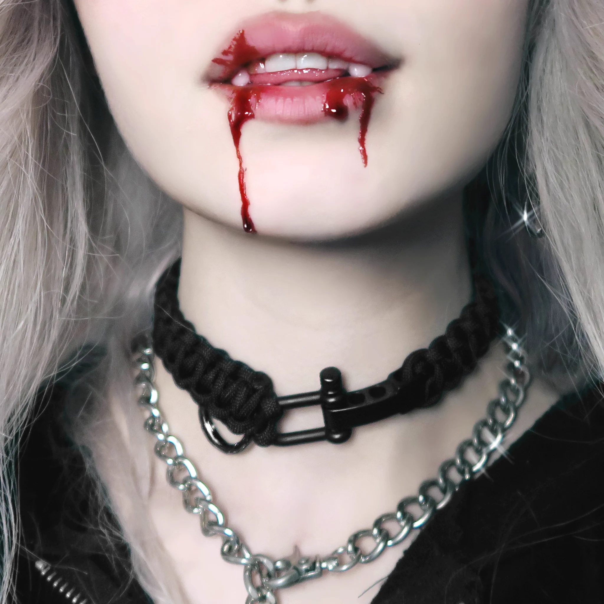 chokers are back in stock !! https://t.co/rL2CfbPVzW https://t.co/ljiA6ZdY0I