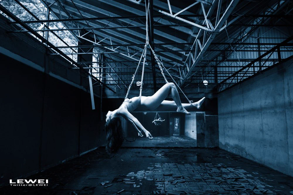 模特:@RitaChenruijie 本周新作～LEWEI #Bondage #广州约拍 #捆绑 #废墟 #BabyArt #ChinaArt #ChinaBondage 各类主题创作拍摄欢迎私我约拍～ 投稿：@Fengsiyuan@wqganenshi@Naptography1 https://t.co/TFAueNf9O9