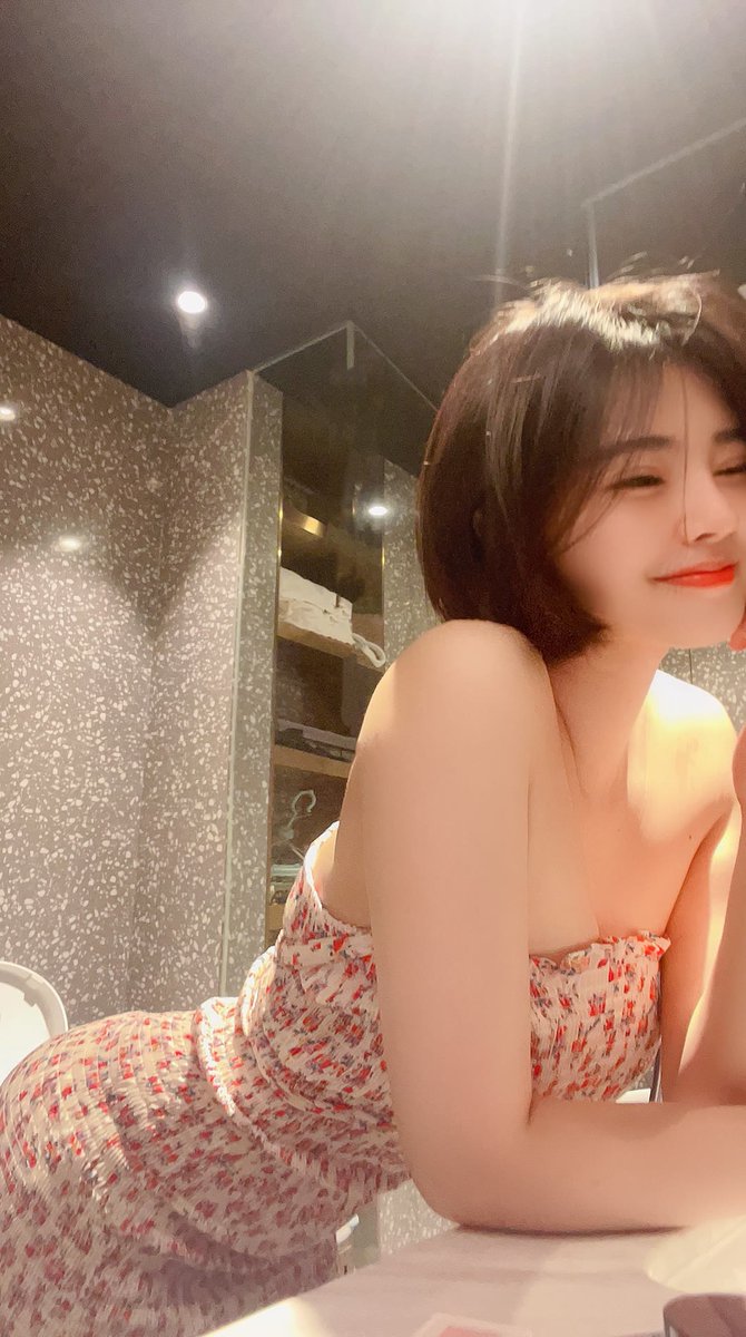 交个作业♠️

#媚黑 #鸡巴套子 #反差婊 #肉便器 #吞精 #羞辱 #骚货 #婊子 #母猪 #校妓 #贱货 #公交车 #堕落 #校鸡 #性瘾  #辱骂 #反差  #变态 #投稿 ＃bbc https://t.co/KdcermqWfl