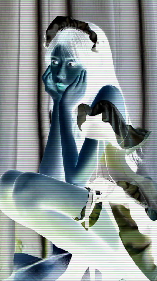 鬼节，一秒变鬼吓死你 https://t.co/2f55vgmuLu