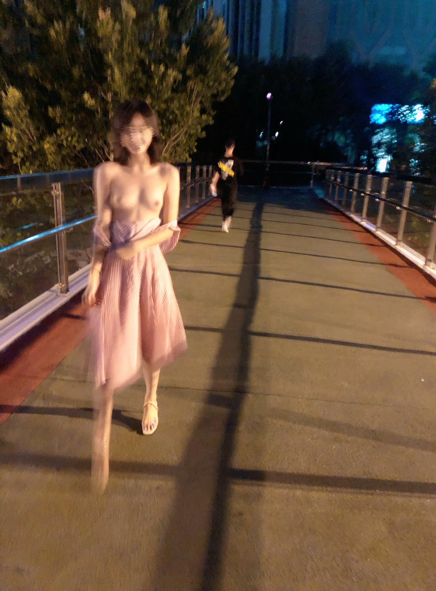 下次可以全裸啦～ https://t.co/j8ImdCKqXJ