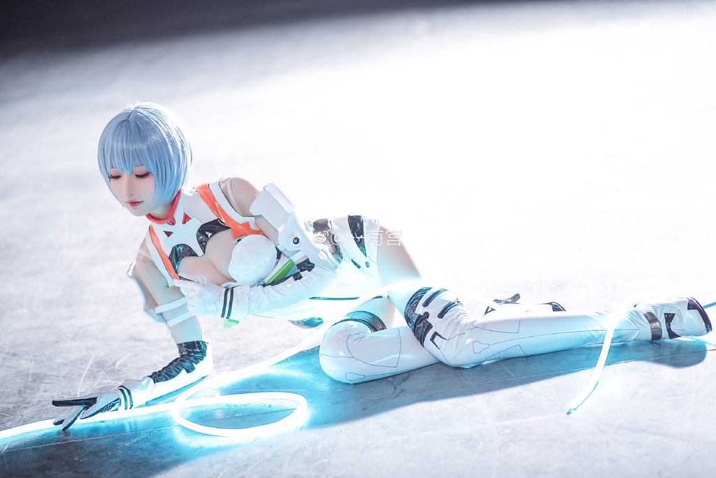 #绫波丽 
coser：@nangongOVO 
摄影：@SD19921093 https://t.co/uAvWo1aCF3