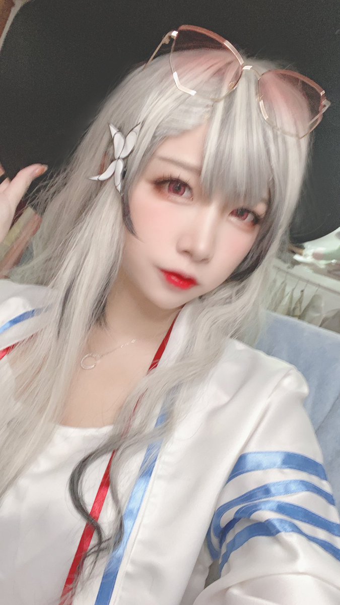 前面那条推是恰当推广的推，没有被盗号，发个今天的敦刻尔克❤不能出片只能在家试妆摸鱼了 https://t.co/FcgkPu1cGX