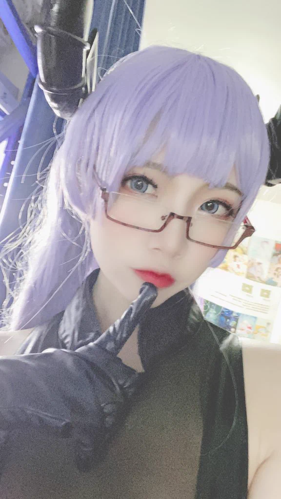 恰饭之后发个图💜 https://t.co/je4ySmc1pk