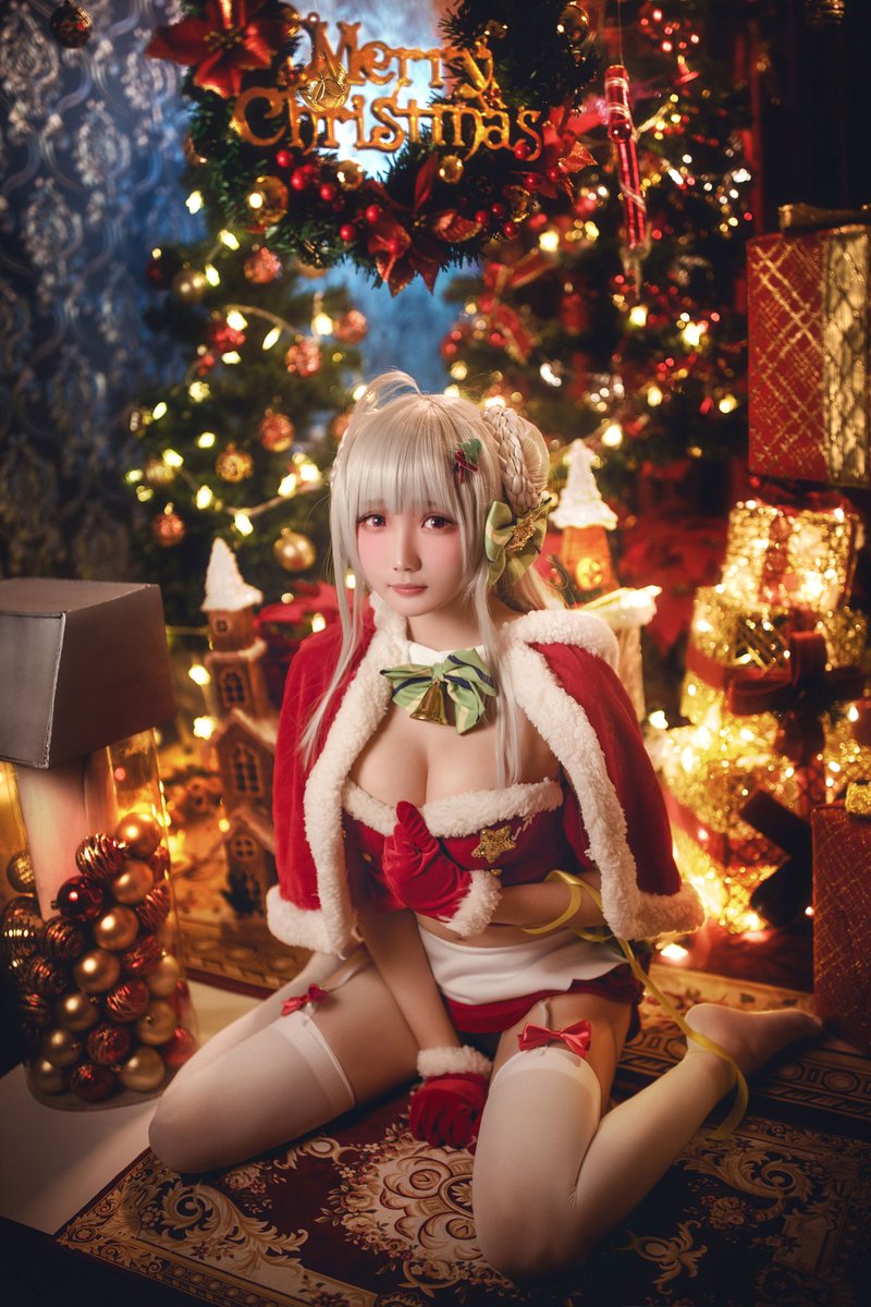 #アズールレーン
圣诞小天鹅～ https://t.co/vLsfZdrA1X