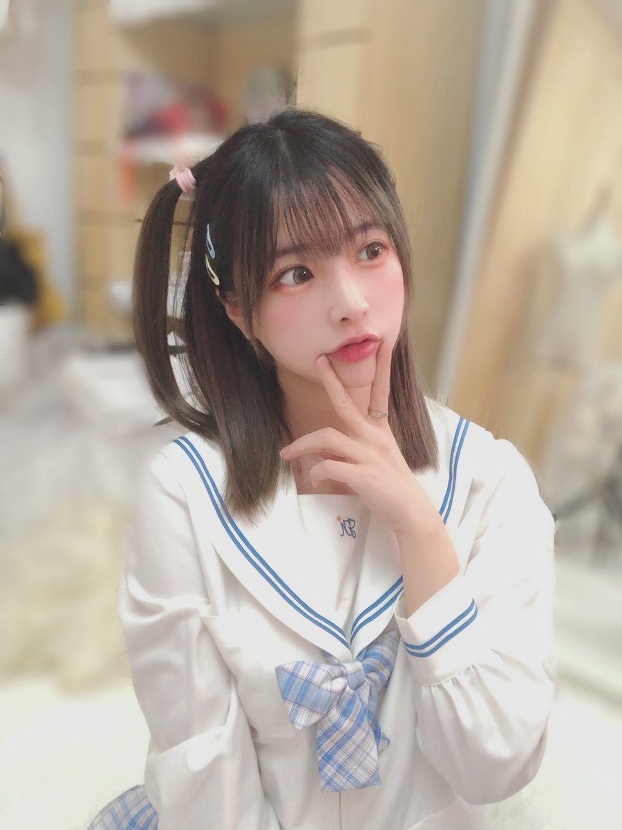 べ、べつにあんたのことなんか見てないよ、ふん！ https://t.co/U9IdMPNOoA