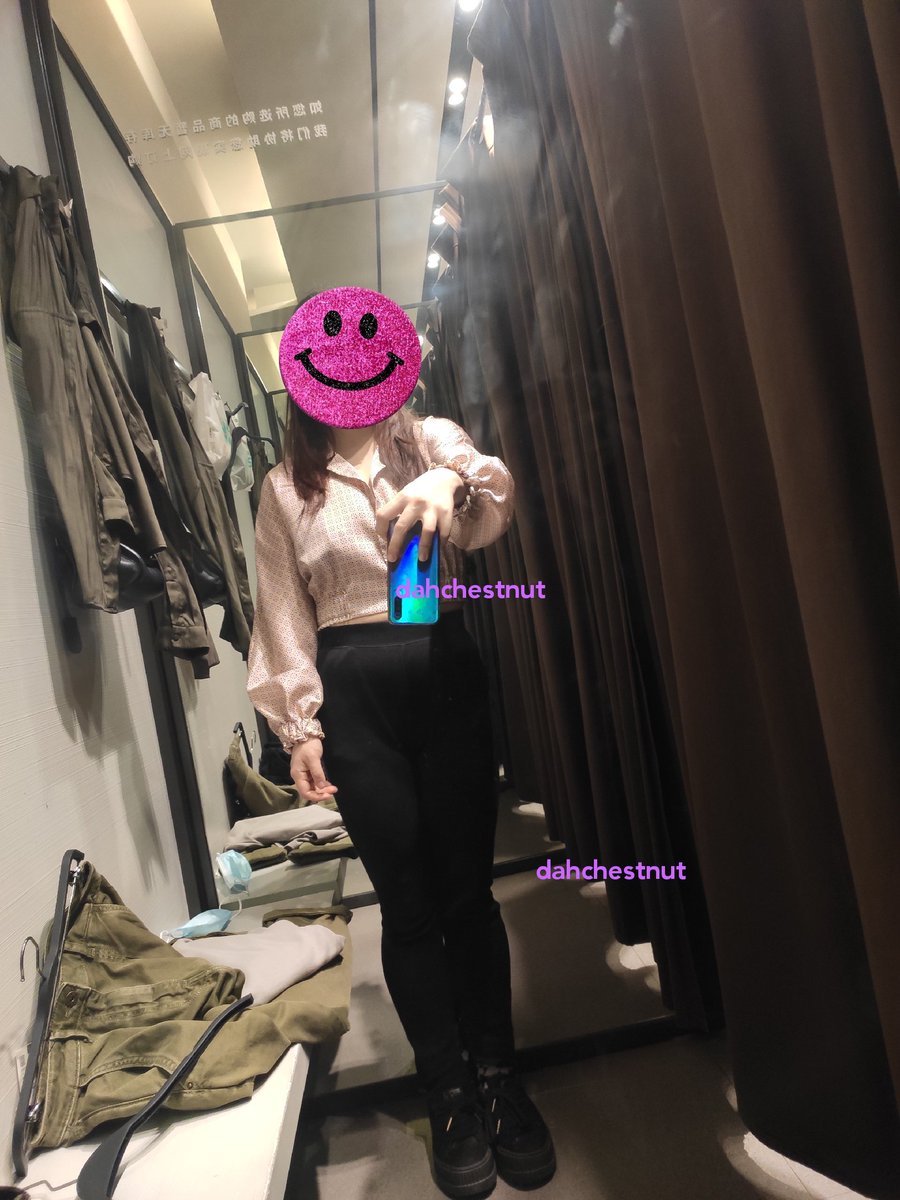 害，挺喜欢这件的，可惜腰上肉太多。 https://t.co/3riKaj4H7Z