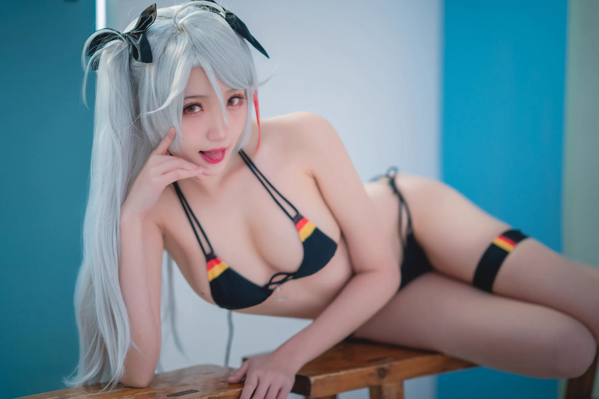 #アズールレーン 欧根亲王～📷：@alisath7 这套写真淘宝店在售中噢 https://t.co/p3bDuUbauN