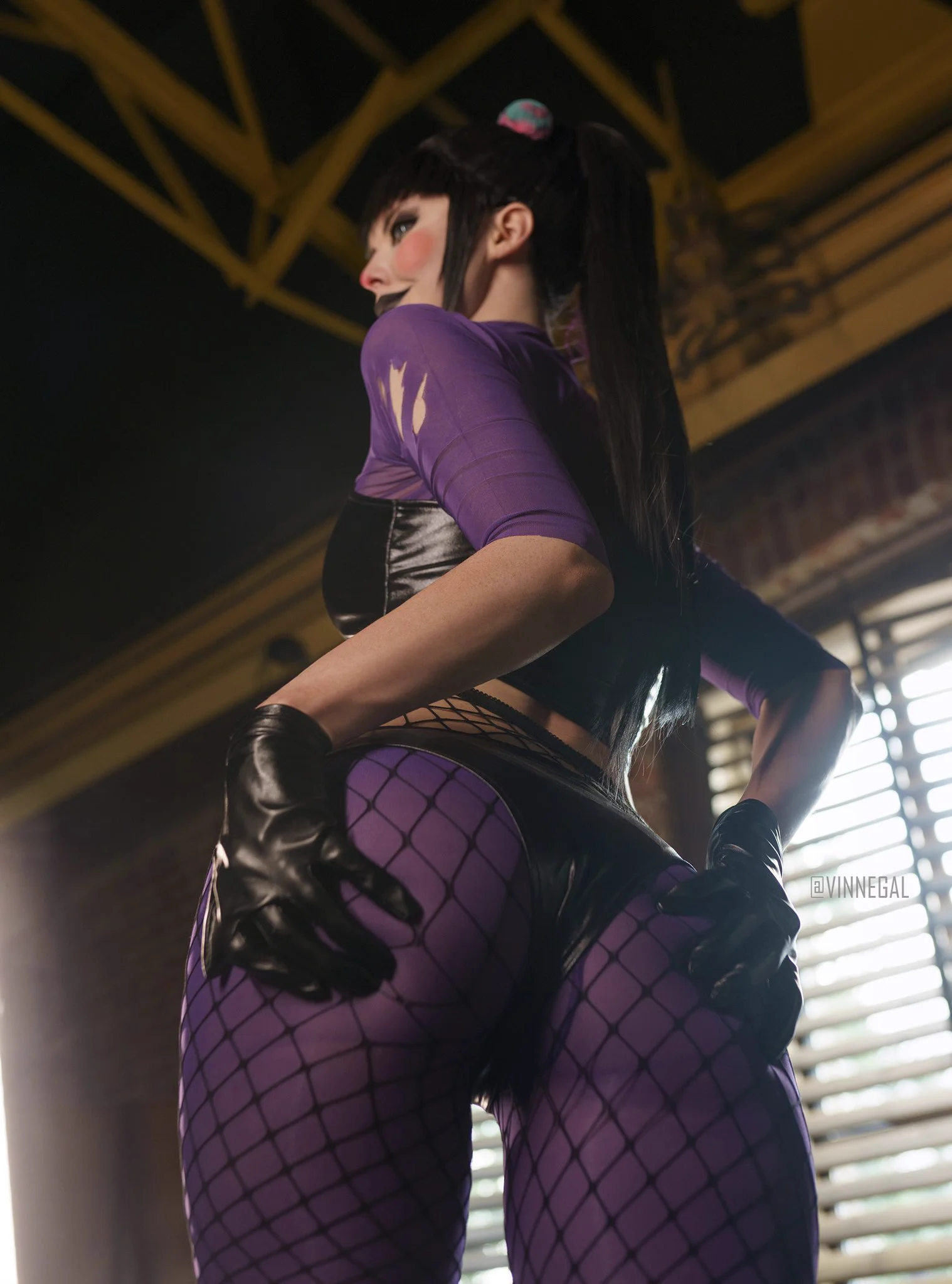 Can I be your goth clown gf? 💜🖤#punchline #dc https://t.co/FPWWgjgUOn