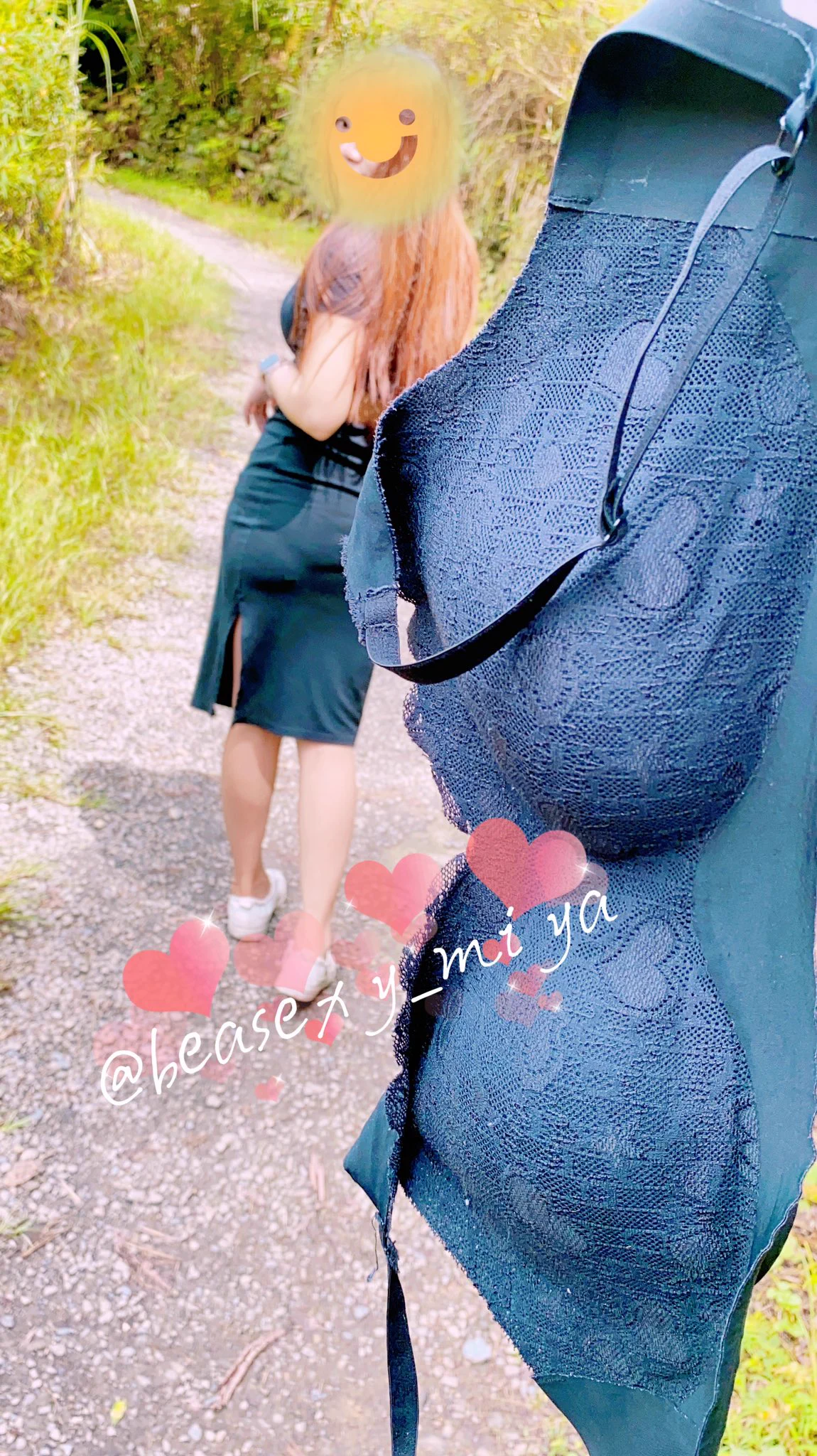 週六趁🌀還沒來到宜蘭小深山秘境意想不到的好山好水好好拍🥰🥰邊走邊拍不自覺的👙自己就脫了回頭一看內衣在老公手上偷拍😂😂目前裸露只在另一個平台唷！♥️#週五週六放鬆日#噴水人妻#夫妻情侶聯誼 # https://t.co/IlxBJYhsfH