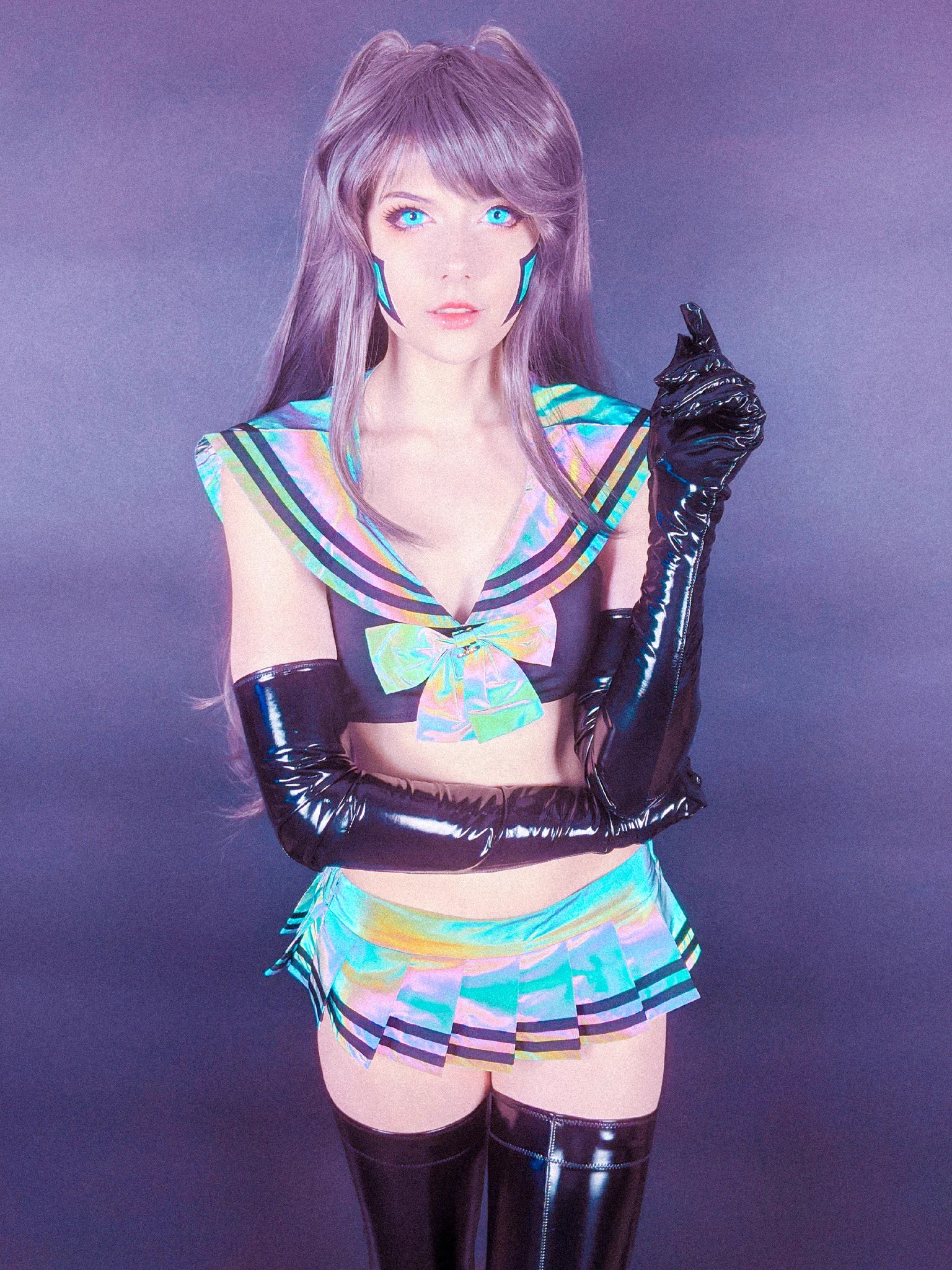 Aestetic kawaii android 👁👄👁I'd really love to hear what you think of this look/style of edditing! I tried to do a more retro-ish exposed low contrast edit :o what do you think? https://t.co/EVLprjjRUW