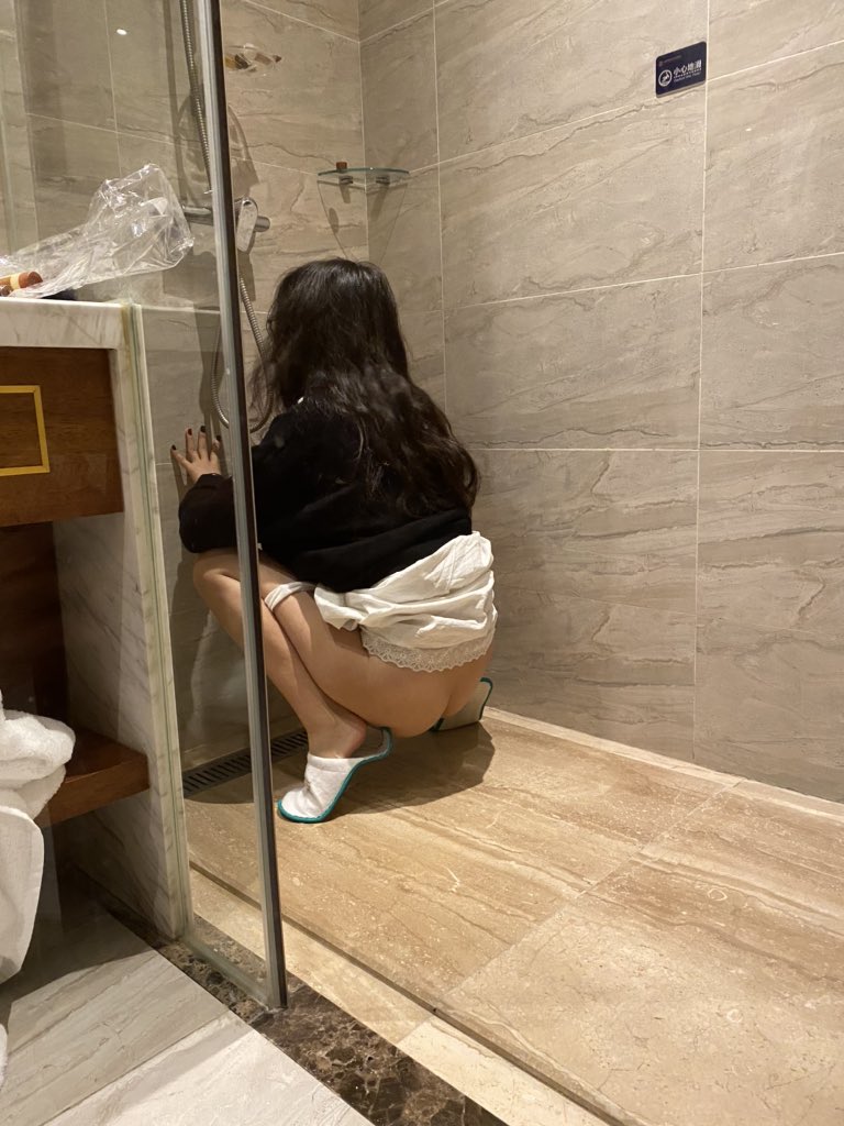 我决定了，以后有人在在我拉屎时候进来在我眼前尿尿我就打死她 https://t.co/wmv40g5EJD