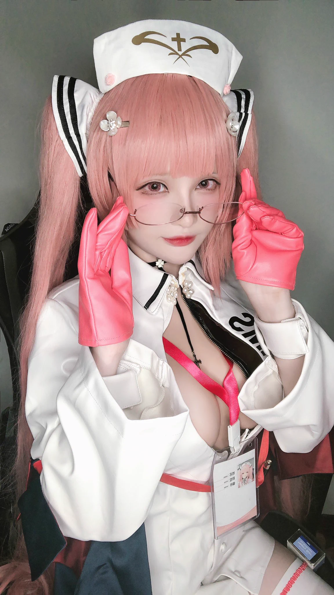💉 診察時間#パーシュース #アズールレーン https://t.co/tgUbDlrVTJ