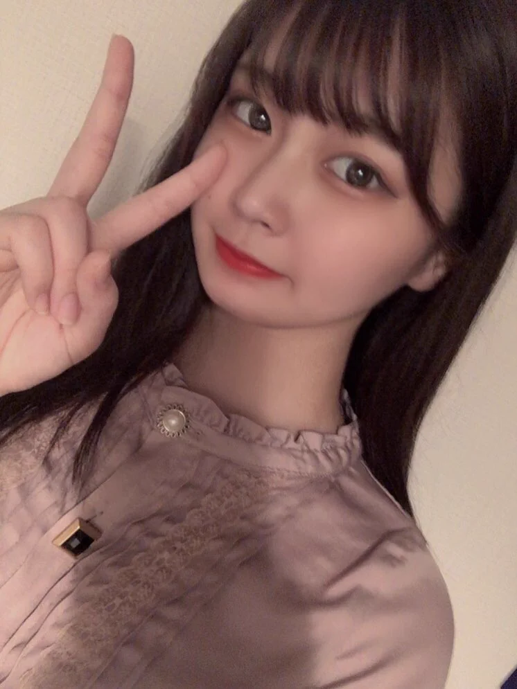 前にフライングしてしまったのですが改めまして、川北メイサと申します！FALENO専属女優としてこれからデビューさせていただく事になりました💕😳楽しみもあり不安もありますが、これから皆さんに素敵な作品をお見せできるよう頑張りますのでこれからよろしくお願いします🙏😌✨ https://t.co/X2pHv1Ygrh