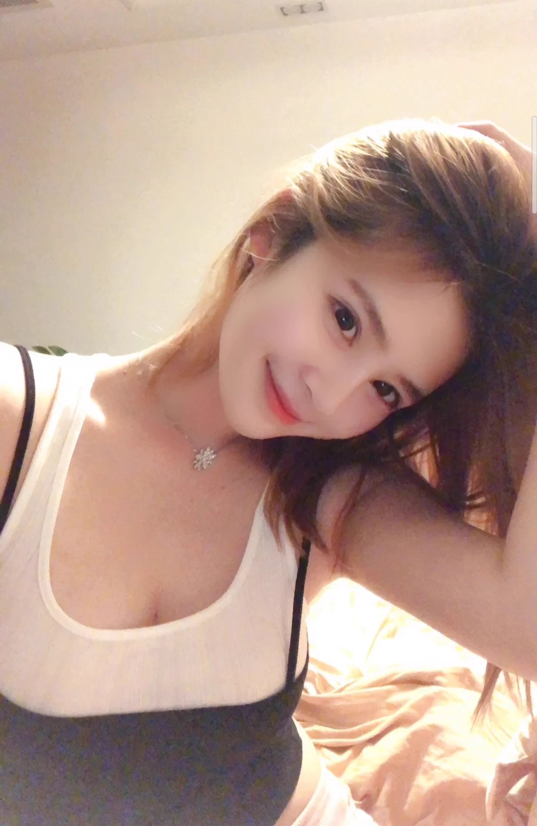 文案重要吗#媚黑 #鸡巴套子 #反差婊 #肉便器 #吞精 #羞辱 #骚货 #婊子 #母猪 #校妓 #贱货 #公交车 #堕落 #校鸡 #性瘾 #辱骂 #反差 #变态 #投稿 ＃bbc https://t.co/hs7tytYysR