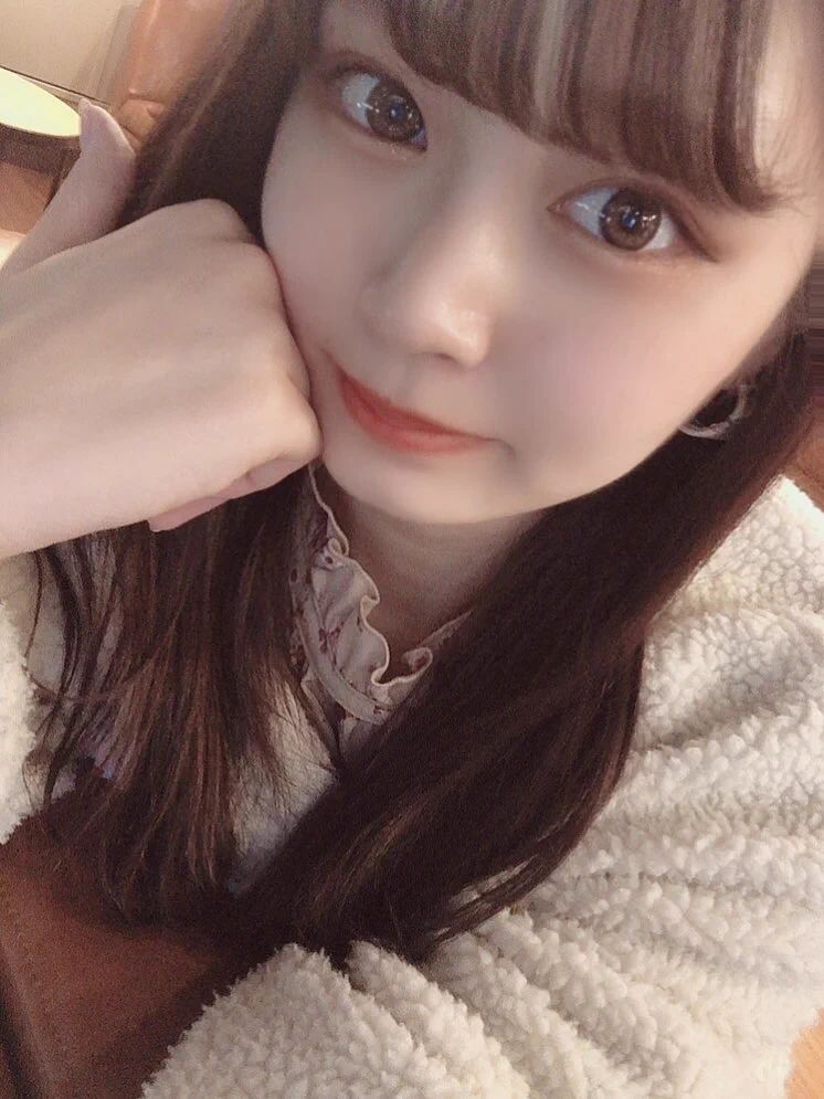 おはよう♡これから原宿でランチ♡実はちょっと緊張してる。。♡ https://t.co/eXvXbl5Xin