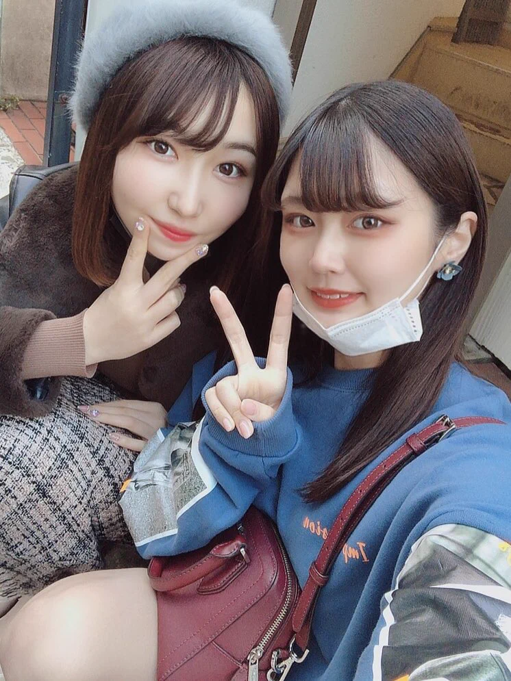 遅くなっちゃった😂🙏この間、同じ事務所でまさかの奇跡の同じ高校の麦ちゃんとランチしてきた🙈❤️はじめまして感なすぎて永遠と語ってたね（笑）本当に麦ちゃん可愛くて素敵な人なの😂✨一緒に頑張ろうねって話したの応援宜しくお願いします🥺🌼今月また会う約束してます（笑）♡ https://t.co/t1k6lEeb8i