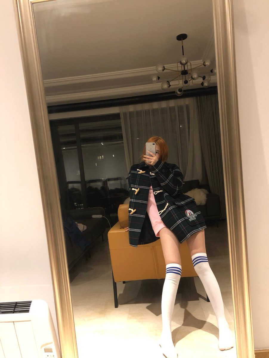 反正也没人看文案

#媚黑 #鸡巴套子 #反差婊 #肉便器 #吞精 #羞辱 #骚货 #婊子 #母猪 #校妓 #贱货 #公交车 #堕落 #校鸡 #性瘾  #辱骂 #反差  #变态 #投稿 ＃bbc https://t.co/s3S9iGA2RG