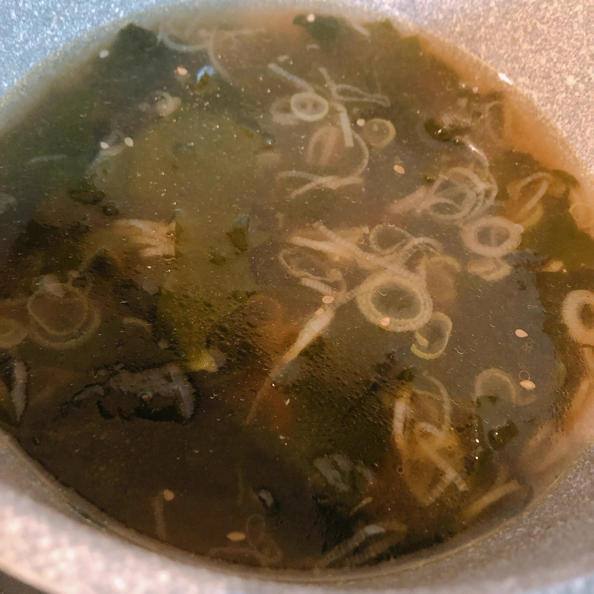 ナムルって作るの簡単だけどちょっとダルイよね🤣めっちゃ美味しく作れました❣️丼ものは簡単で美味しいから毎回丼だ🤢✨#ビビンバ　#中華スープ https://t.co/b3SFY4Sh84