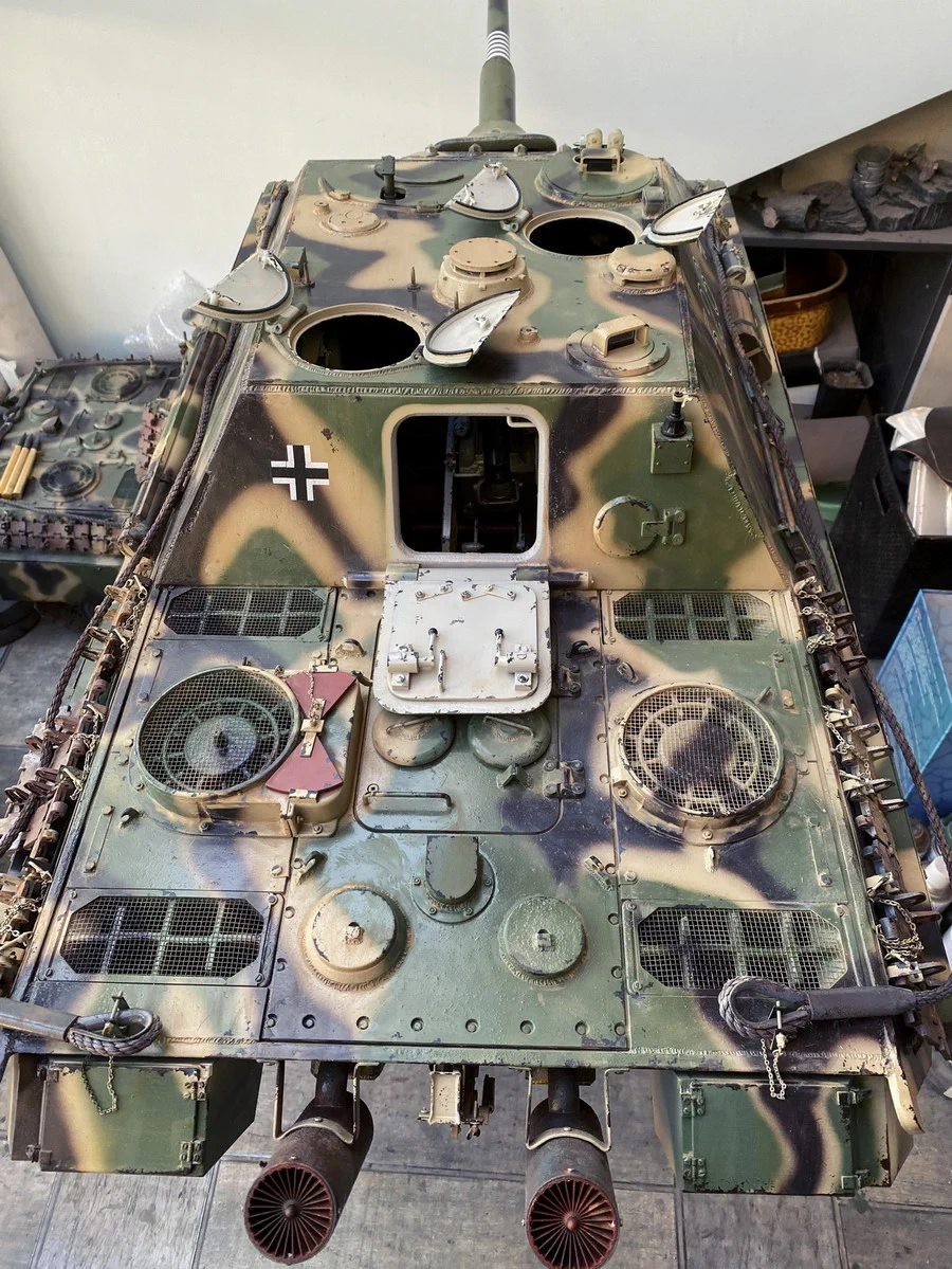 The German Jagdpanzer Heavy Tank destroyer 1/6 took four months to build🥳 https://t.co/XKUA0rABVL