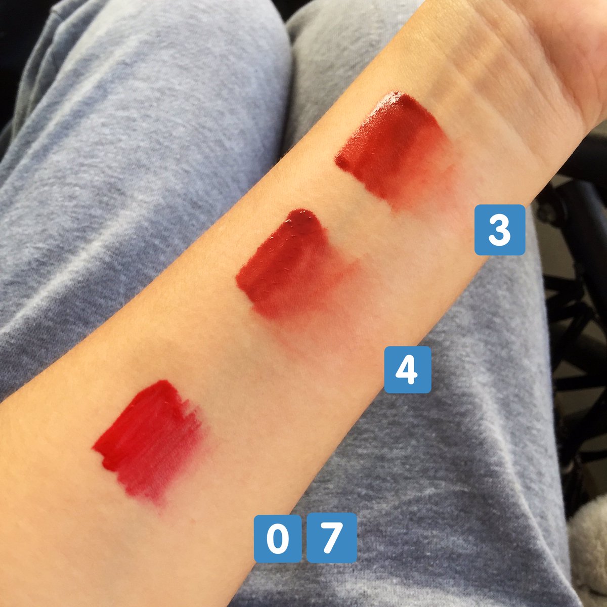 ลิปสามแท่งนี้.... Sasi เป็นทิ้นที่มีความชุ่มชื่นไม่แห้ง ส่วนRom@nd เป็นกลอสที่เยี่ยวมากกกกกกก ใครไม่มีคือพลาดดด คือมันดือมากที่สุด ได้ลุคใสๆ ไม่เคยผ่านชายใดมาก่อนนน #รีวิวลิป #ลิปsasi #ลิปกลอส #ทิ้น #ของถูกและดี #ของดีบอกต่อ https://t.co/dLKSGPRltB