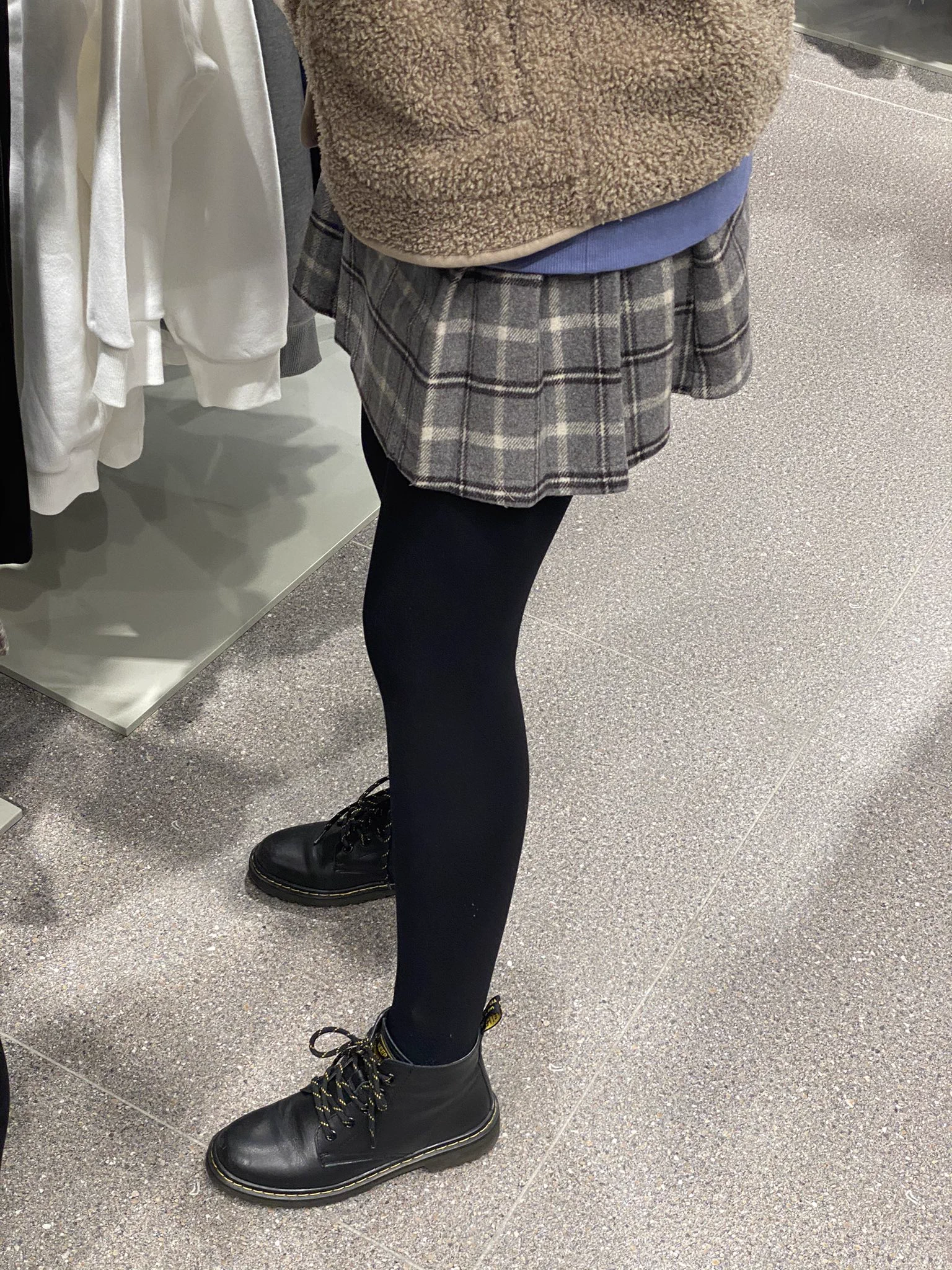 #绿帽 #绿奴 #淫妻 #母狗 #足控 #美腿 分享日常的女朋友 https://t.co/GgJN9RynPr